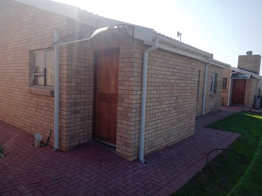 2 Bedroom Property for Sale in C Place Eastern Cape